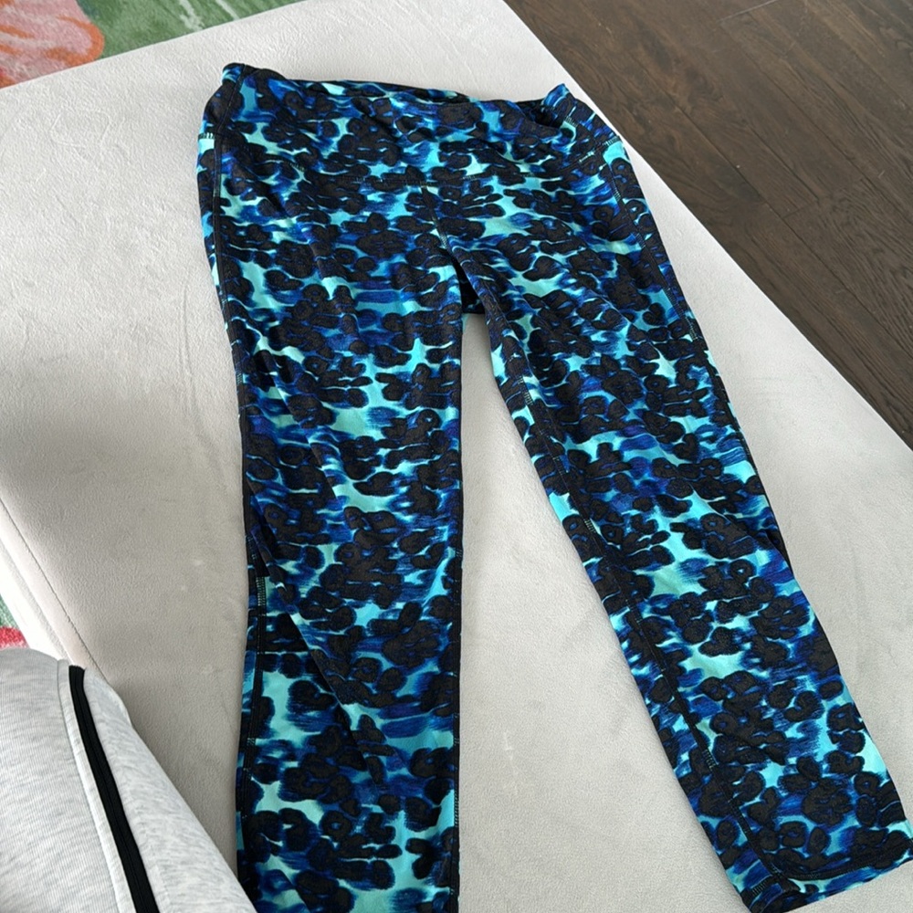 Cheetah Capri pants